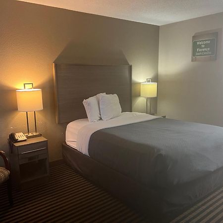 Econo Lodge Florence Bagian luar foto