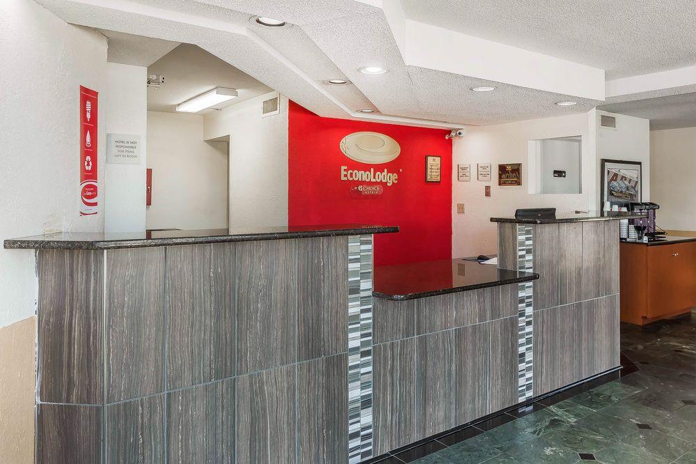 Econo Lodge Florence Bagian luar foto