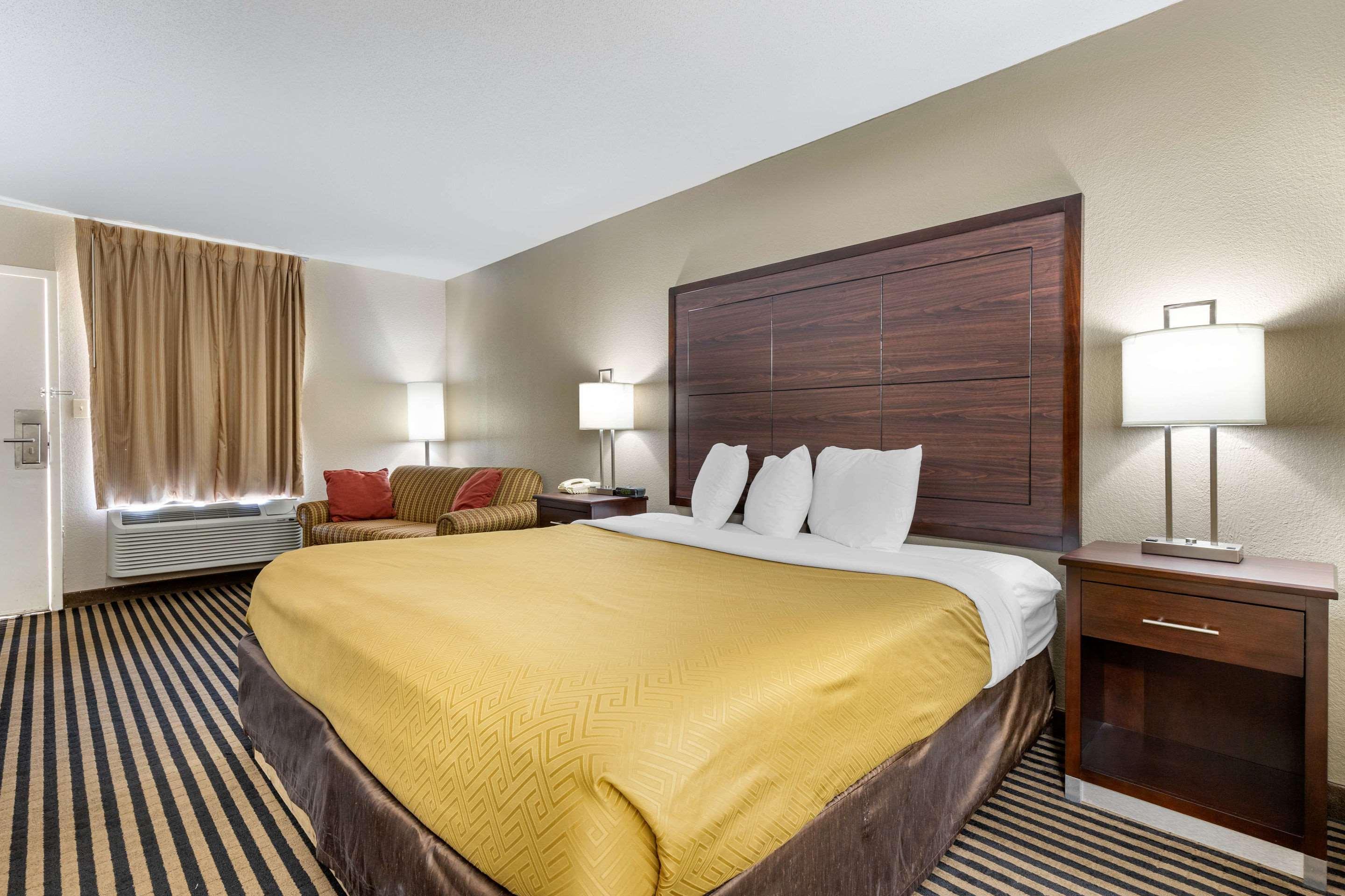 Econo Lodge Florence Bagian luar foto
