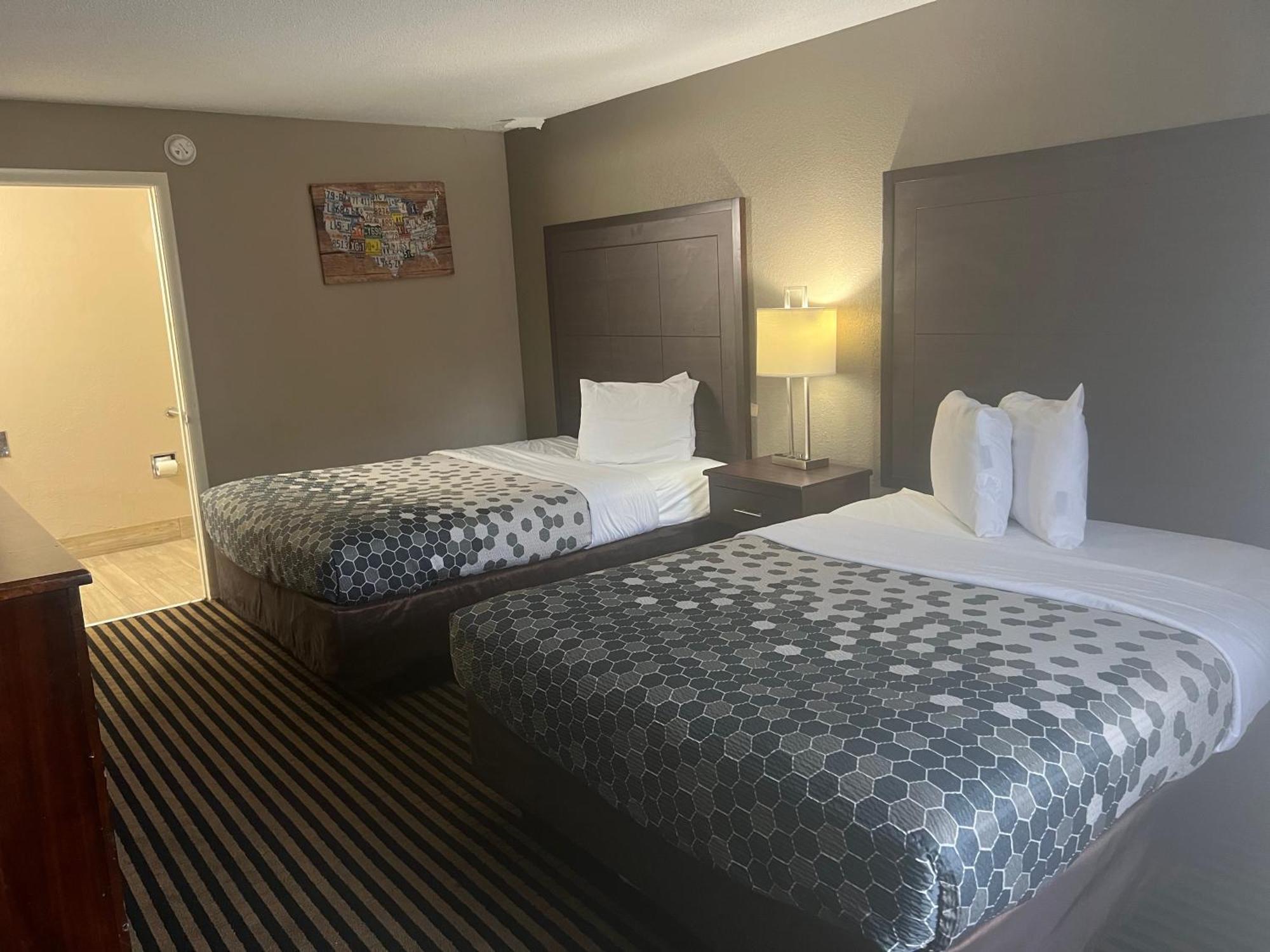 Econo Lodge Florence Bagian luar foto