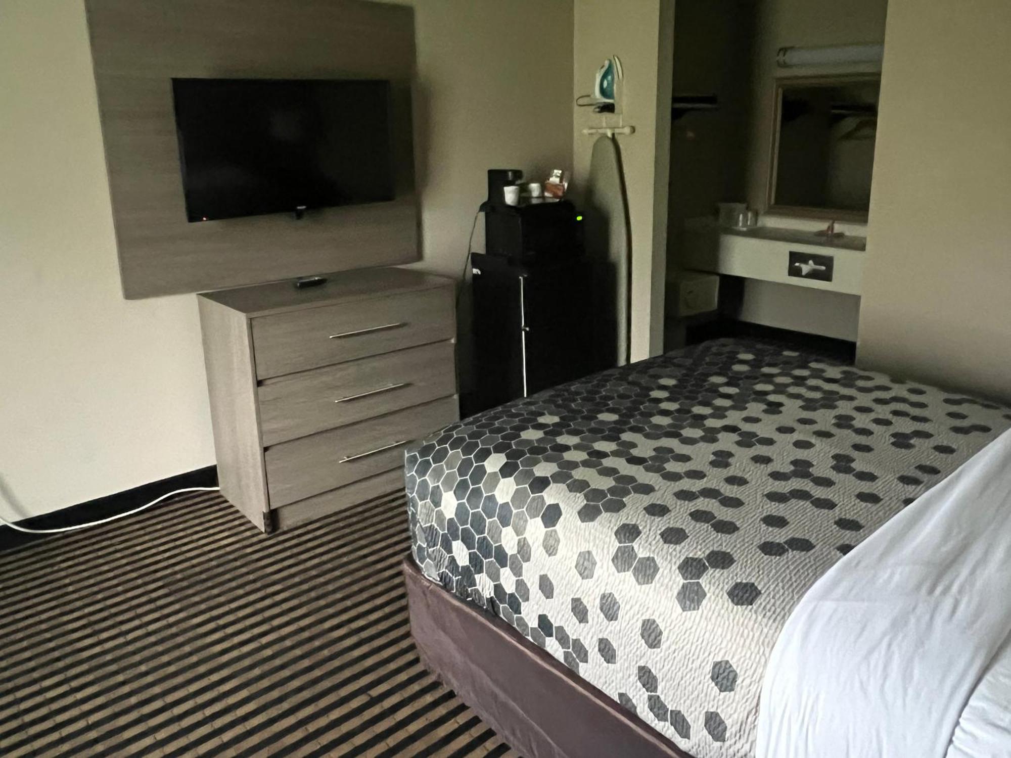 Econo Lodge Florence Bagian luar foto